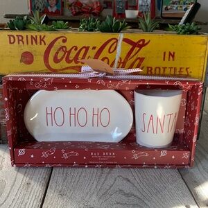 Rae Dunn Red and White…Melamine Holiday Plate and Cup Set